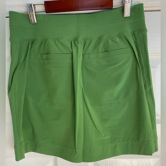 Athleta Skort W/Pockets Green Size 4 New Never Worn No Tags - Picture 3 of 12